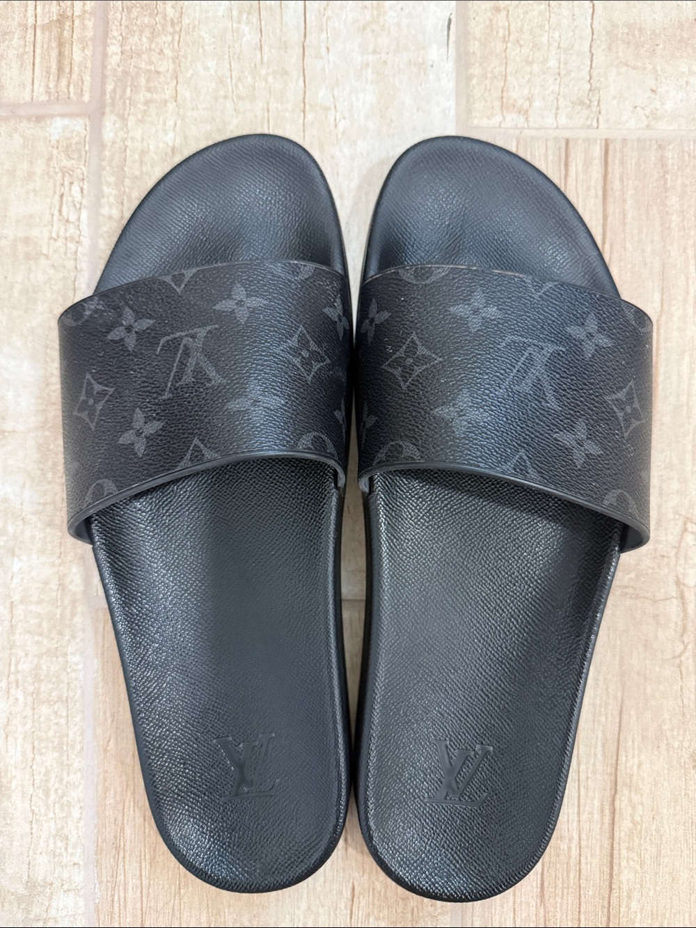 Louis Vuitton Waterfront Mule 'Monogram - Eclipse